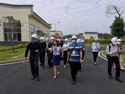 共同打造“安全水”~今日，200多名省内供水企业代表来到了这里...