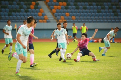 梅县深梅商登顶梅州市足球联赛积分榜榜首