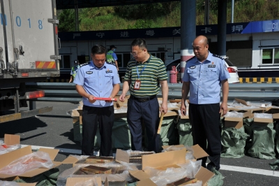 梅州公安强力推进“蓝剑”行动：打击涉烟犯罪实现“五升一降”