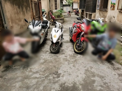 凌晨出没，专干这事...