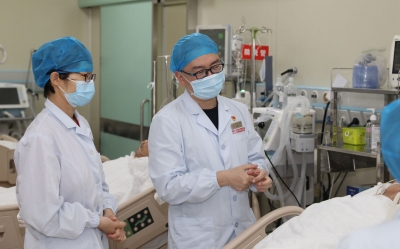你寻找的第四届“广东好医生”在这里！为梅州医生黄寿新点赞！