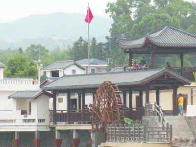 平远召开扶贫开发领导小组工作会议