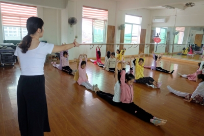 暖心！这地方连续7年免费开展外来务工人员子女舞蹈培训班