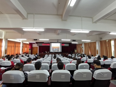 弘扬苏区精神，助推红色旅游发展！梅县区举行红色讲解员培训班