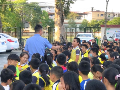 反诈拒毒从娃娃抓起！梅江公安联合禁毒办走进这所校园...