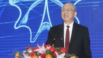 丘成桐：希望把梅州蕉岭打造成学术中心，为世界学术作贡献