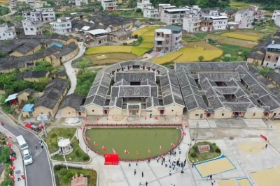 丰顺召开乡村振兴暨农村人居环境整治工作推进会：扎实推动脱贫攻坚与乡村振兴有效衔接  