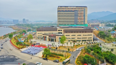 卫生强县建设提质加速！蕉岭县三家县级公立医院新院区落成