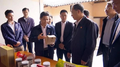 卢一先带队来蕉岭推进对口帮扶精准扶贫工作