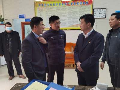 孙春明到党支部工作联系点调研并上党课：党员要做乡村振兴“领头羊”   