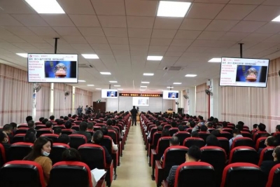 朱汉东到大埔虎山中学上思政课：我们都是时代的追梦人