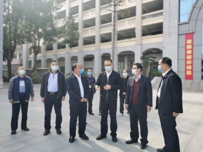 周小勇调研食品药品安全工作：坚决落实“四个最严”要求，切实保障人民群众“舌尖上的安全”