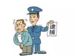 出狱不久口袋空空，砸车盗窃“二进宫”！