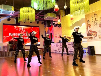 2021年继续舞出精彩！梅县区这场舞者大咖们的年会好欢乐...