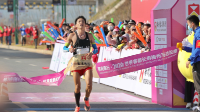 2小时22分52秒！全马冠军出炉！