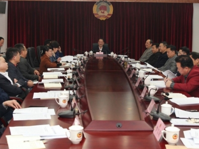 陈建青主持召开市政协党组（扩大）会议