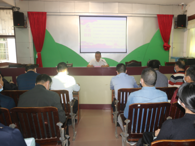 傅国强到田家炳中学讲思想政治理论课