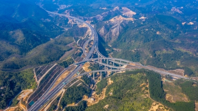 大潮高速正式通车！从此山不再高，海不再远