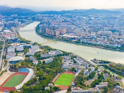 梅江区各级各部门认真学习宣传贯彻习近平法治思想 为高质量发展营造更优法治环境