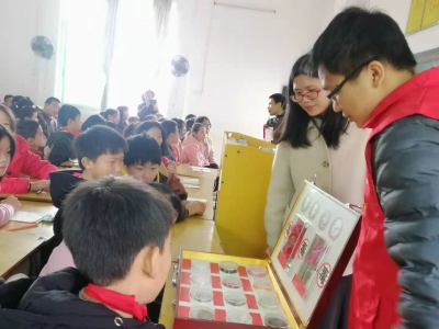 护航青春不“毒”行！这场禁毒宣传走进石坑镇中心小学