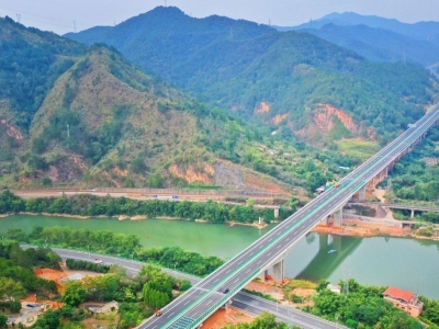 “十四五”梅州蓝图丨基本实现“五龙”入梅江、县县通高铁