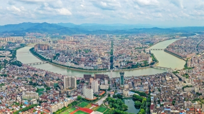 梅江区召开区委全会和区人大政协“两会”：百年征途谋新篇  诗画梅江启新程