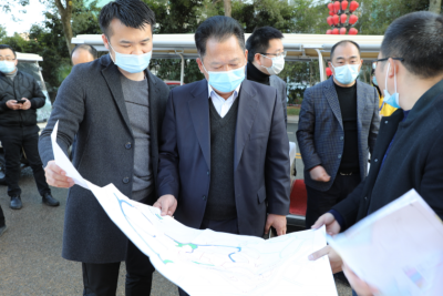 朱国城到梅江区三角镇调研：确保疫情防控与项目建设两手抓两不误