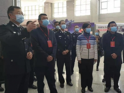 市政协组织部分市政协委员视察公安工作：强化政治建警，贴心服务群众