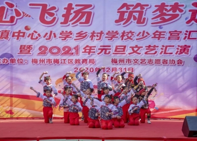 和孩子们一起成长~来看看市文艺志愿者的支教“硕果”