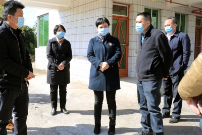 钟秀堂到西阳镇检查工作：时刻绷紧“安全弦” 落实各项防御措施