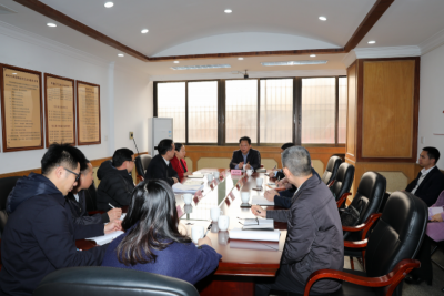 朱国城到梅江区国有资产管理中心调研