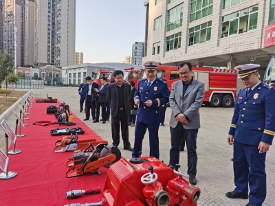 曾尚忠率队开展春节拥军优属慰问：传递新春问候 情暖消防队伍