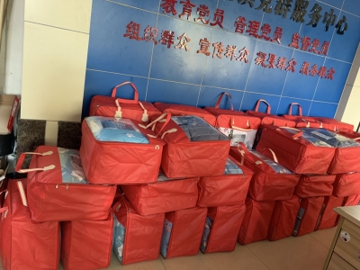 暖身又暖心！梅江区民政局寒冬送棉被，助困难群众安稳过冬