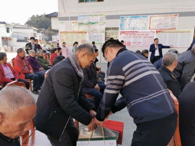 敏捷集团党总支部迎新春慰问活动走进五华