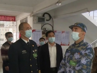 梅州军分区司令员段见云到丰顺县检查指导征兵体检工作