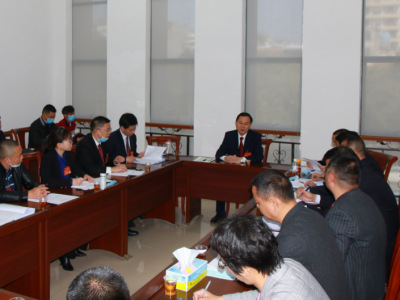 洪国华入团讨论：积跬步至千里 加快建设“工贸新城•智慧兴宁”步伐