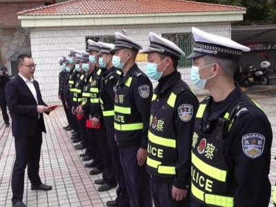 宋才华周小勇到平远县公安局检查春节安保工作