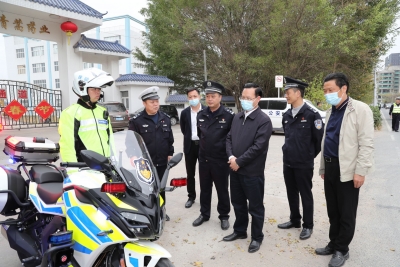 曾永祥开展安全生产检查等工作：确保人民群众健康安全祥和过年