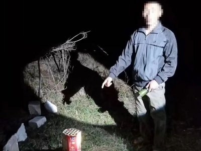 后悔也没用！男子燃放烟花引山火，五华警方：拘！