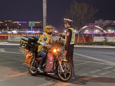 夜查酒驾不“打烊”！梅州交警劝你别侥幸