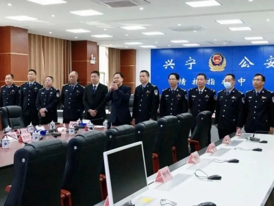大年初一，兴宁市长洪国华慰问兴宁坚守岗位一线民警辅警