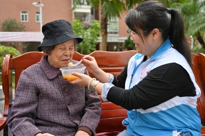 元宵乐 元宵圆！社区汤圆格外甜~