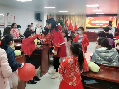 好有趣，迷你故事会来咯！群福社区的亲子家庭这样闹元宵...