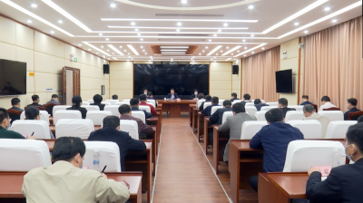 陈伟明：绷紧弦压实责筑牢防疫线 确保人民群众平安祥和度春节