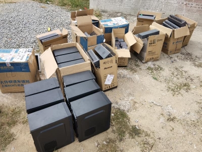 农家小楼里竟然“流出”手机验证码！这家亲友抱团发展，结果...