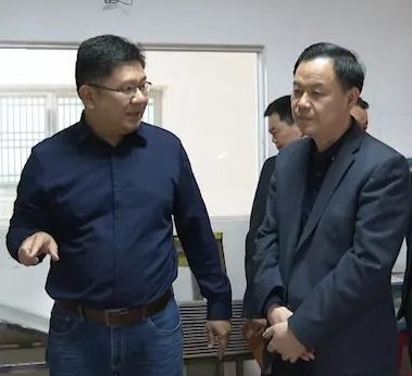 洪国华率队开展暖企行动
