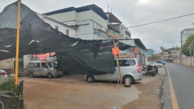 黄塘医院附近居民揽客停车“外快”赚的欢！可是，安全呢？