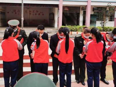 梅州军分区到大埔开展主题党日活动