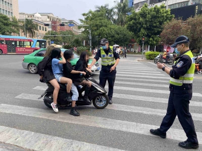 不戴头盔！超载！梅州严查这些交通违法行为