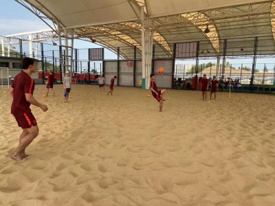 国家沙足队到梅州五华展开集训，备战亚洲沙滩运动会及沙滩足球亚洲杯！